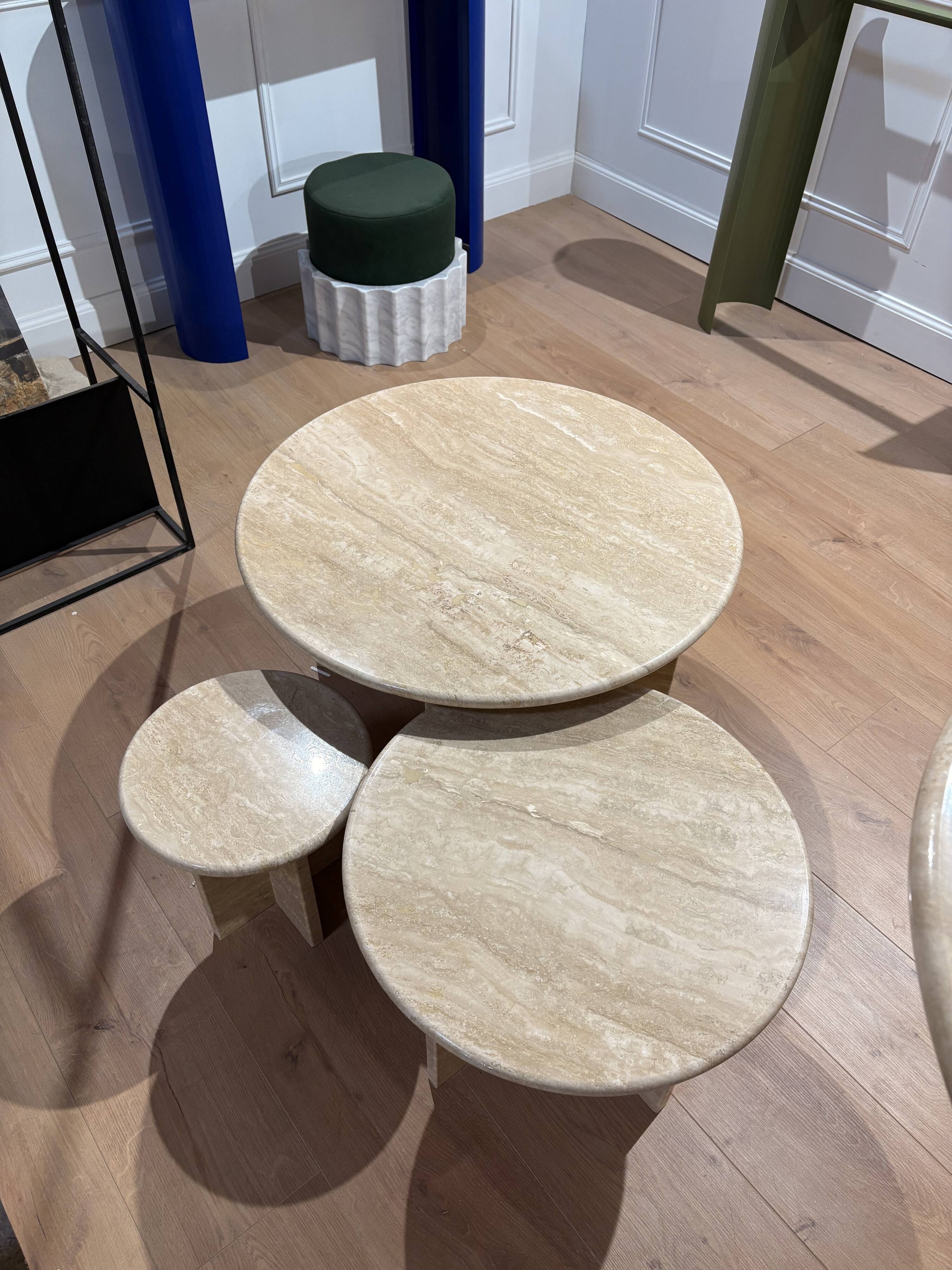 Trio de table basse Gigognes x 100% Travertin Romain