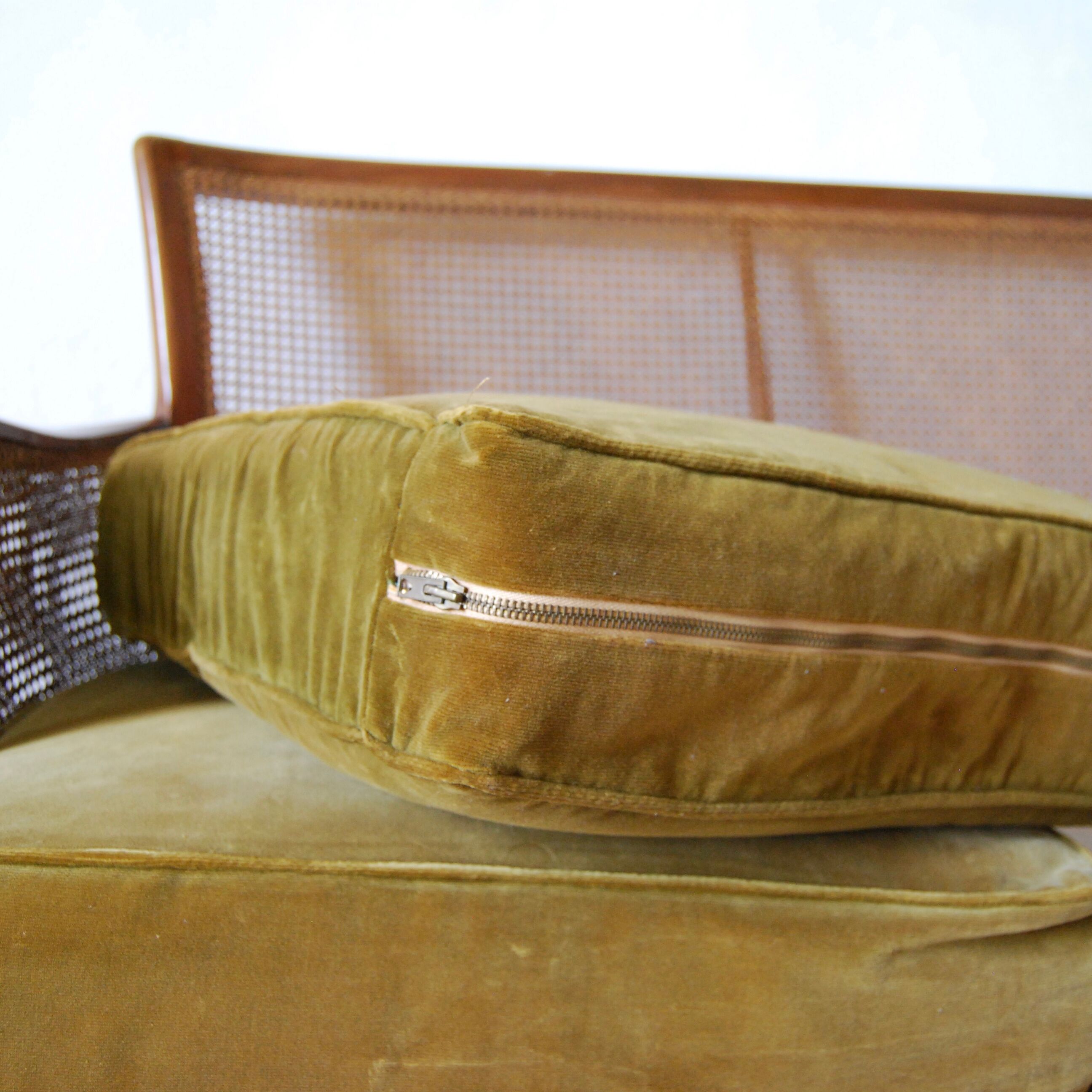 Sofa khaki caning