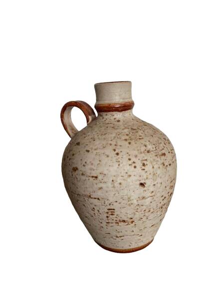 Set of 8 decorative items