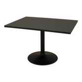 Table basse, design danois, années 1970, production : Danemark