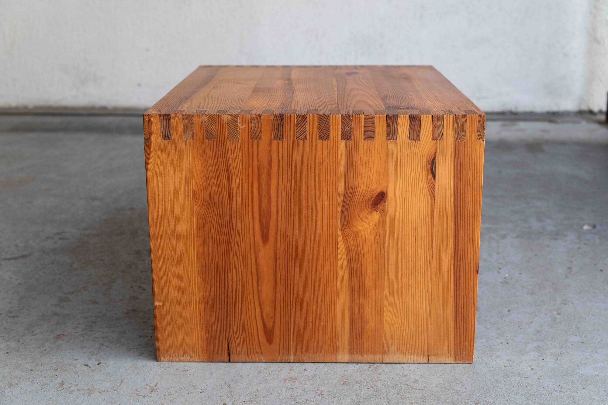 Night stand by Ate van Apeldoorn