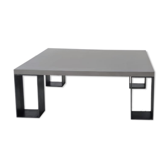 Minimalist coffee table in waxed concrete and solid steel 1m20x1m20
