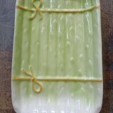 Double asparagus dish, slush sauce boat