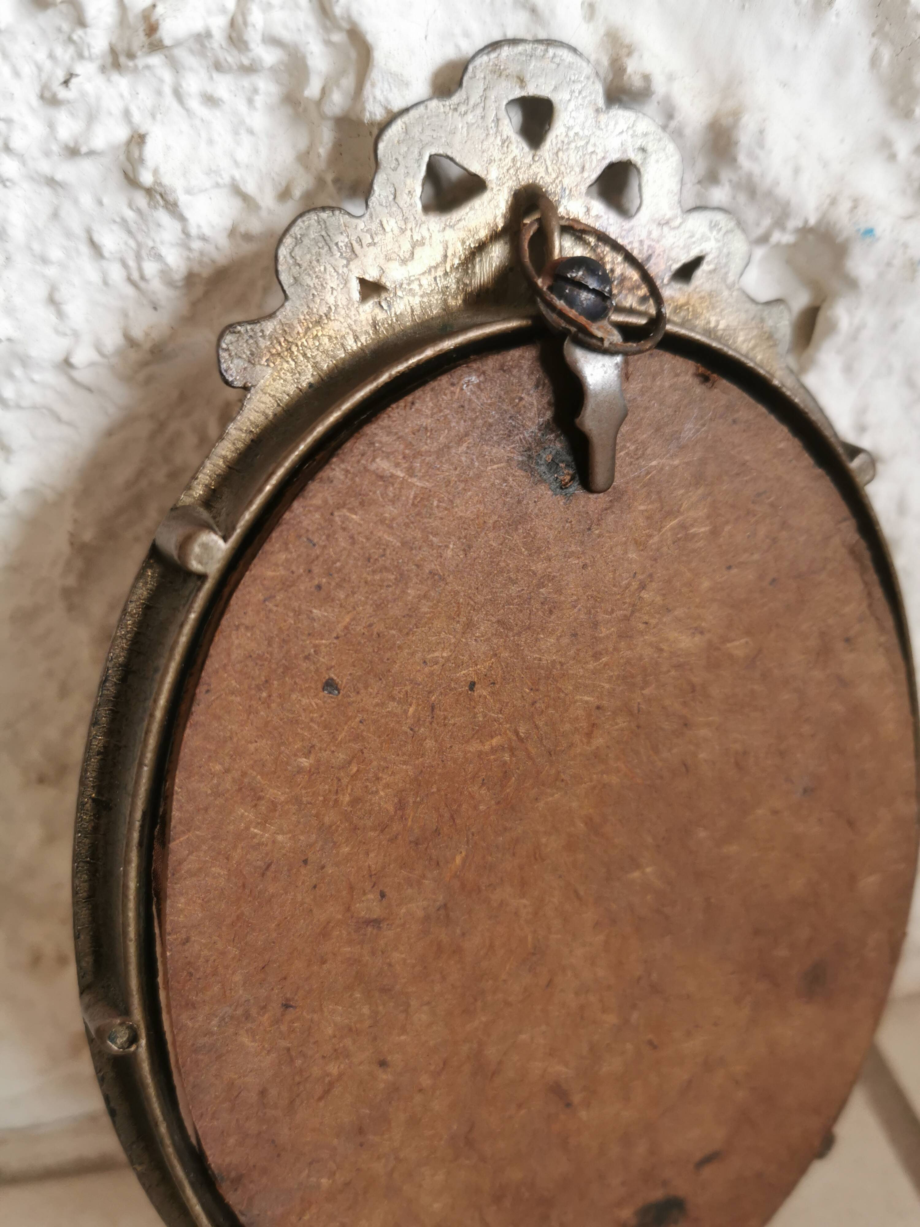 Former Louis XV-style brass photo frame