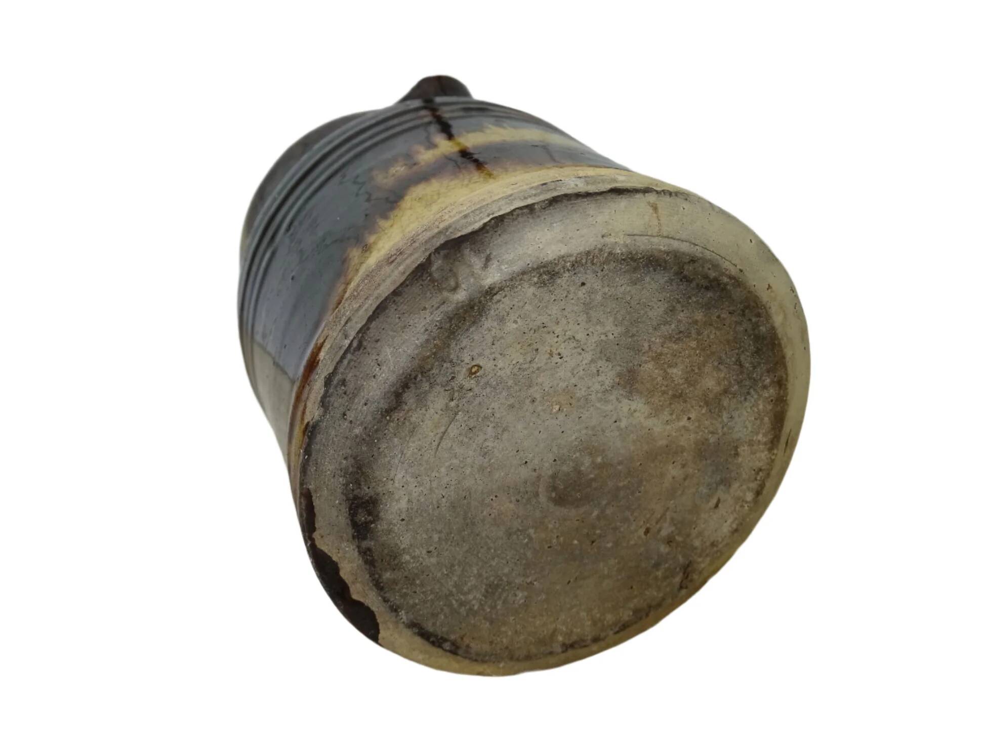 Cruche ancienne en faïence française de Dieulefit, à glace jaune