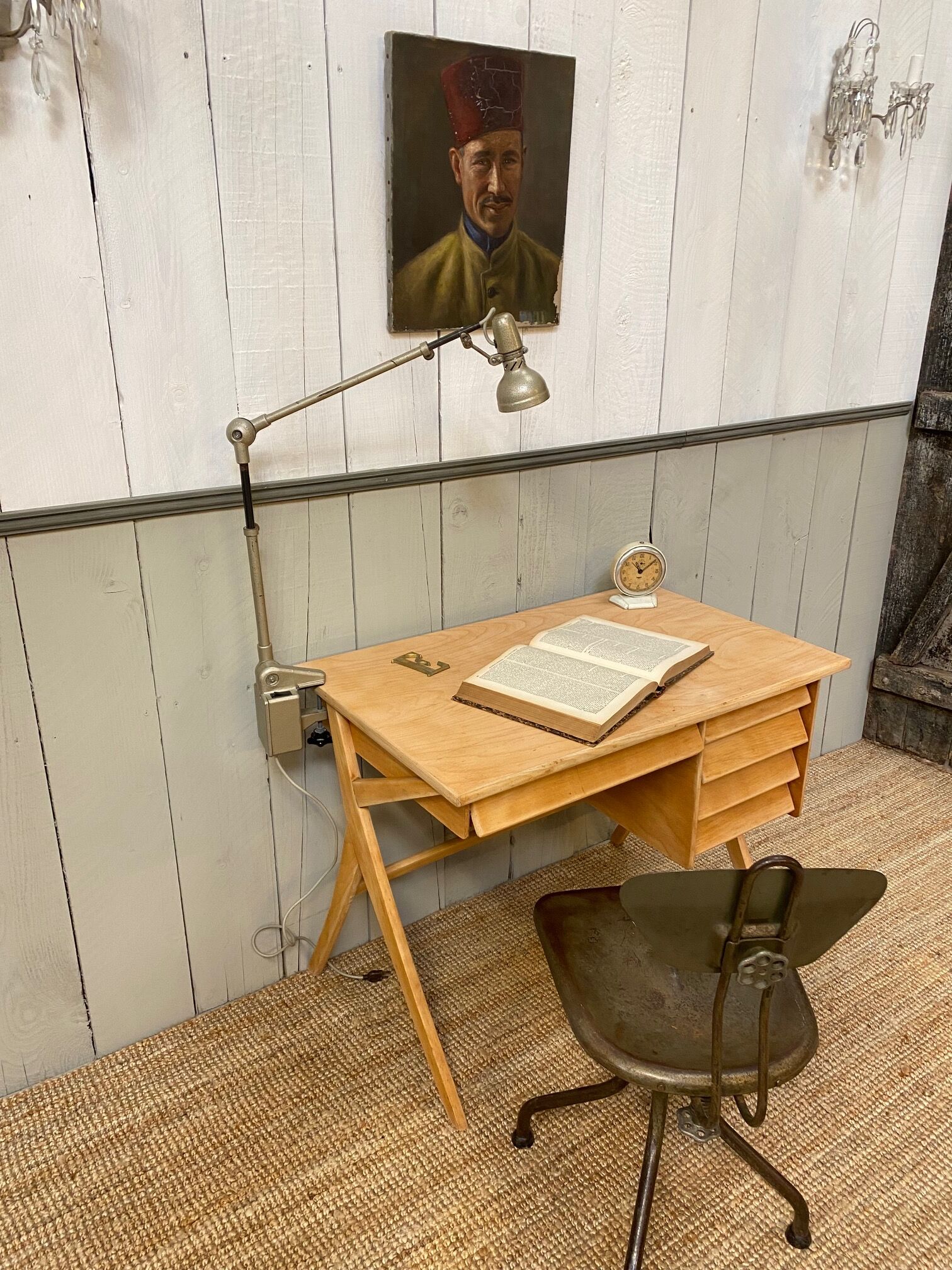 Desk of the 50s with 5 drawers