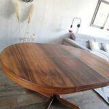 Extendable rosewood butterfly round table