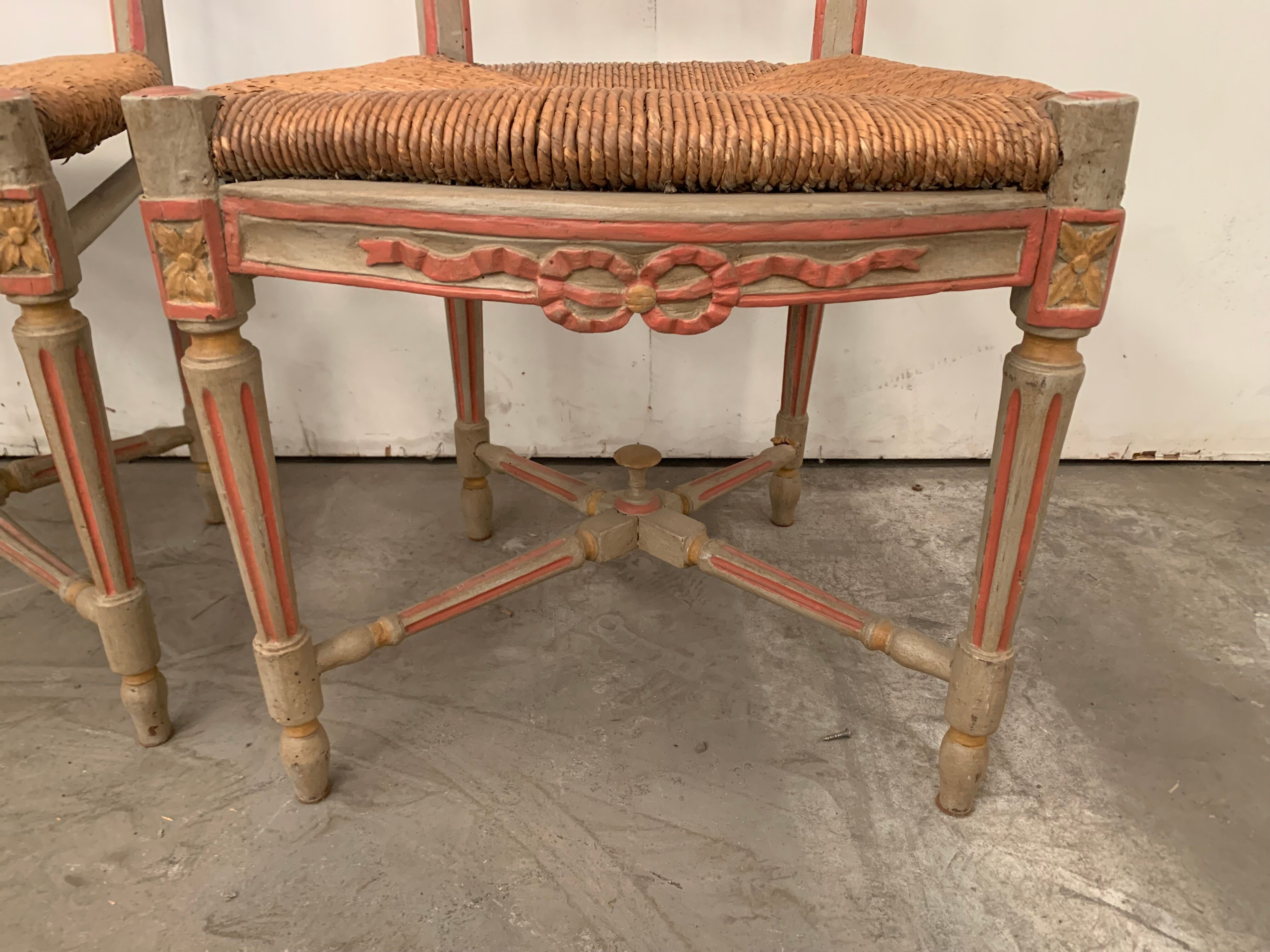 Paire de chaises Provençale en hêtre patiné XX siècle