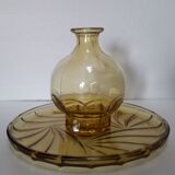 Liquor carafe and serving tray