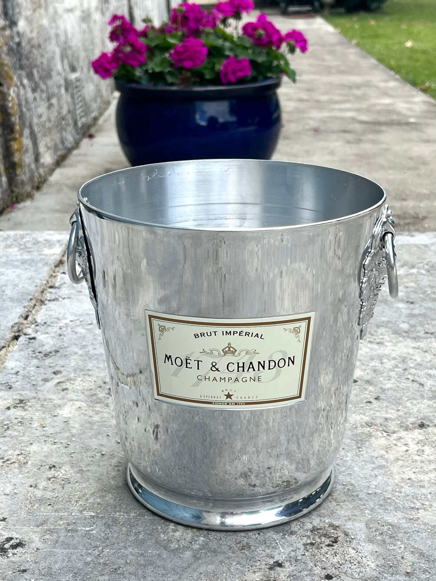 Seau à champagne Moët & Chandon par Argit
