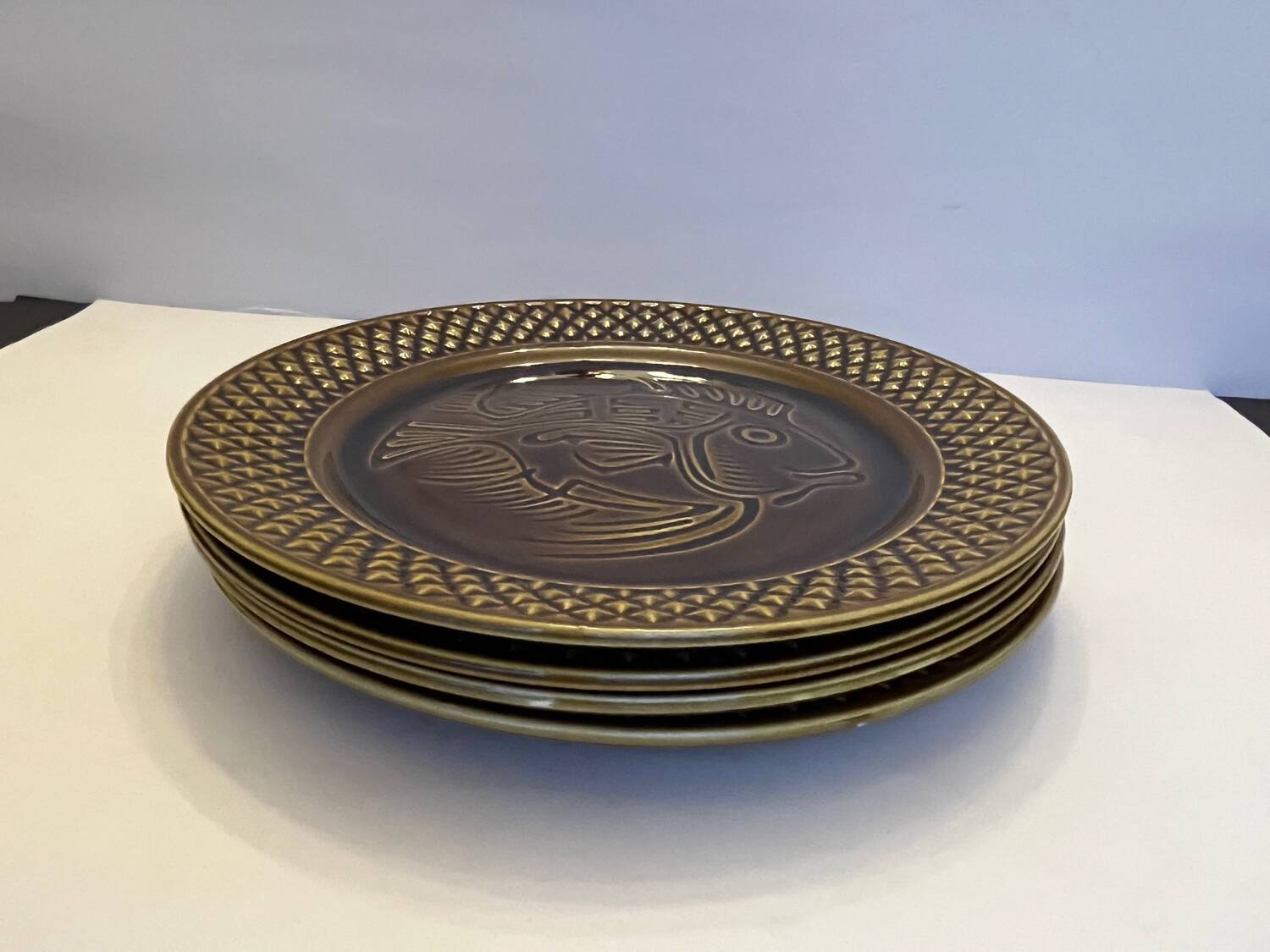 4 fish plates