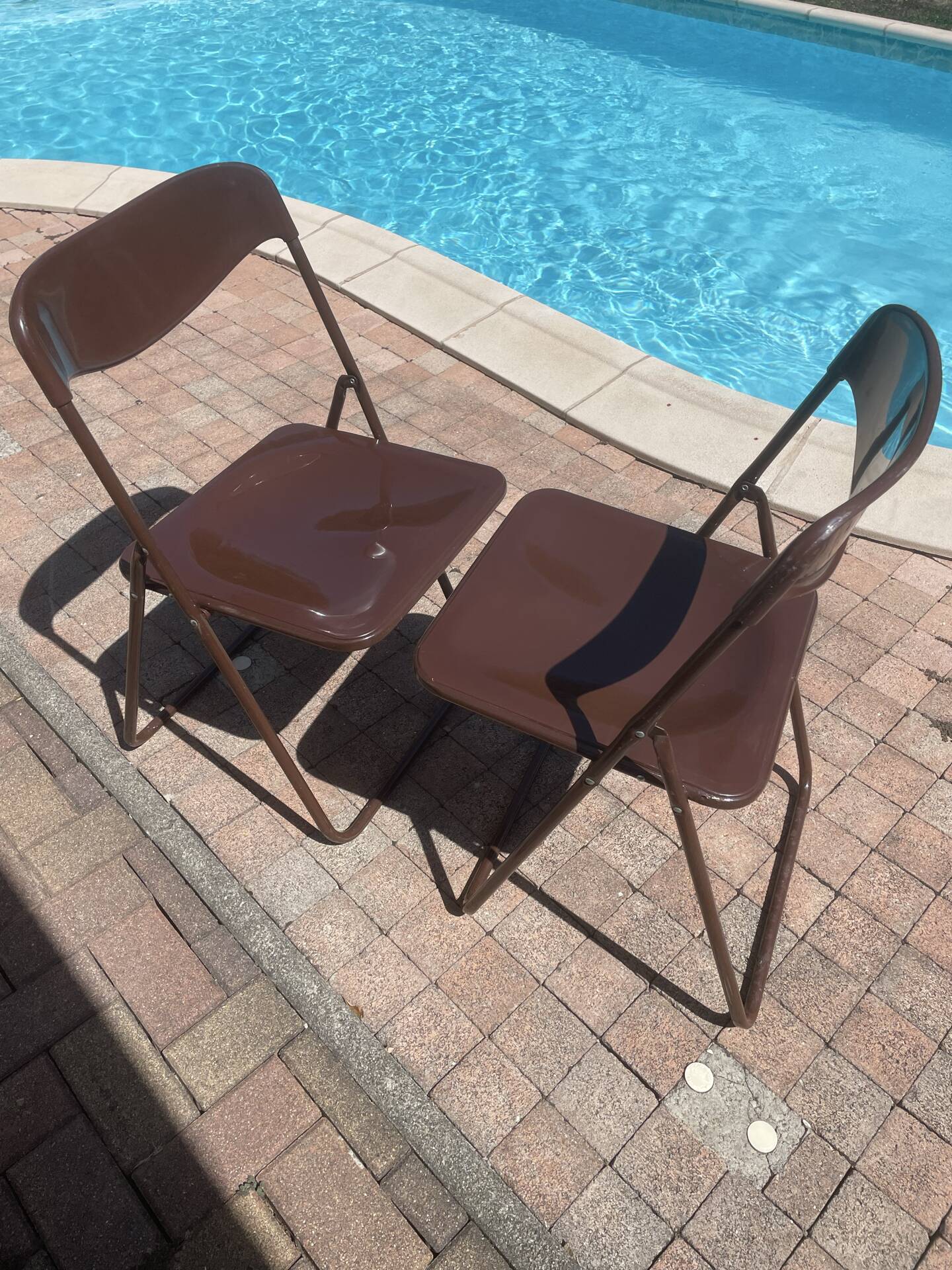 2 designer chairs from the 70s, Italy