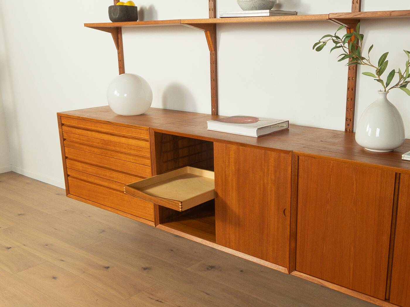 Cado | poul cadovius classic shelving system, 1960s, teak veneer