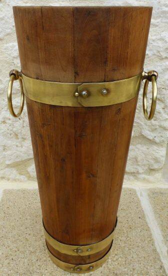 Victorian style barrel umbrella stand, solid oak, curved with 3 bands and gr.