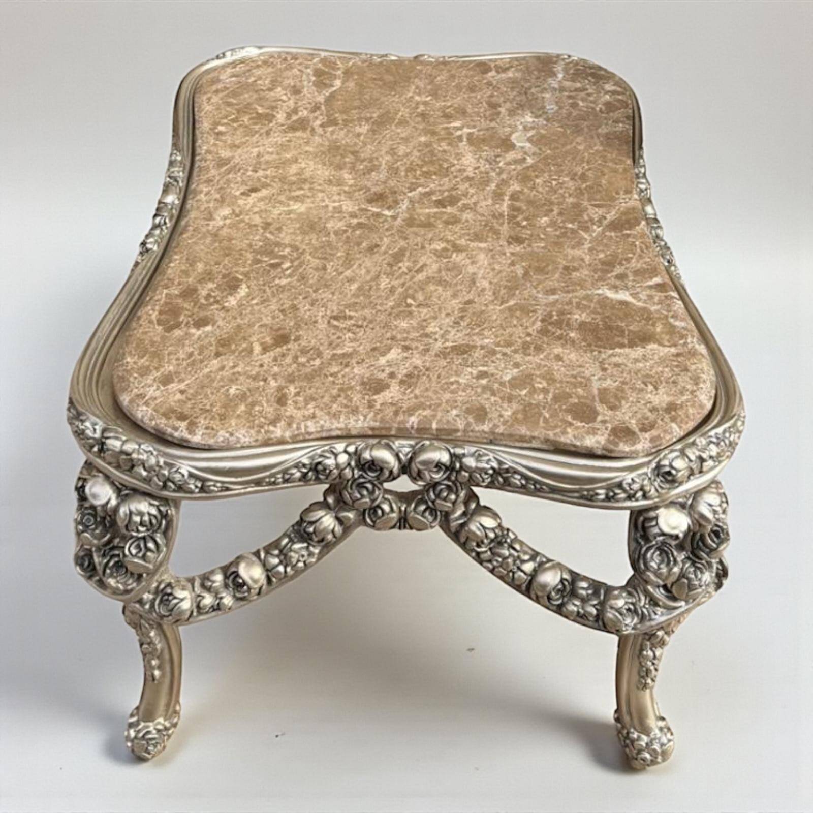 Louis XV salon in white and gold with tufting - Handmade in beech wood.