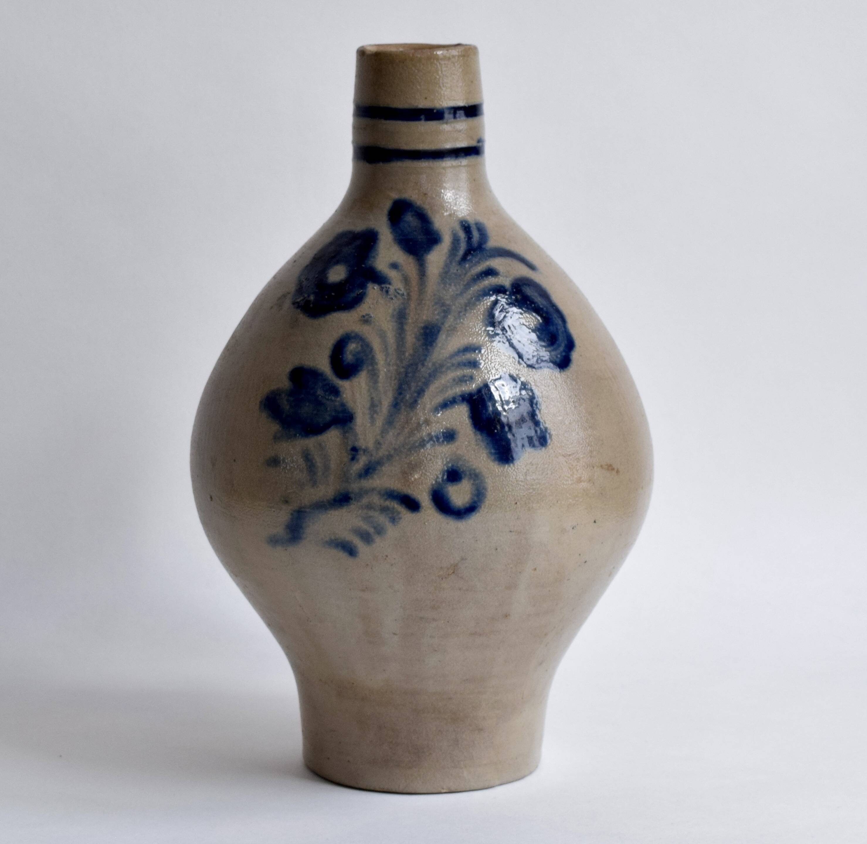 Old Alsatian sandstone jar - Betschdorf