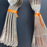 6 pairs of cutlery