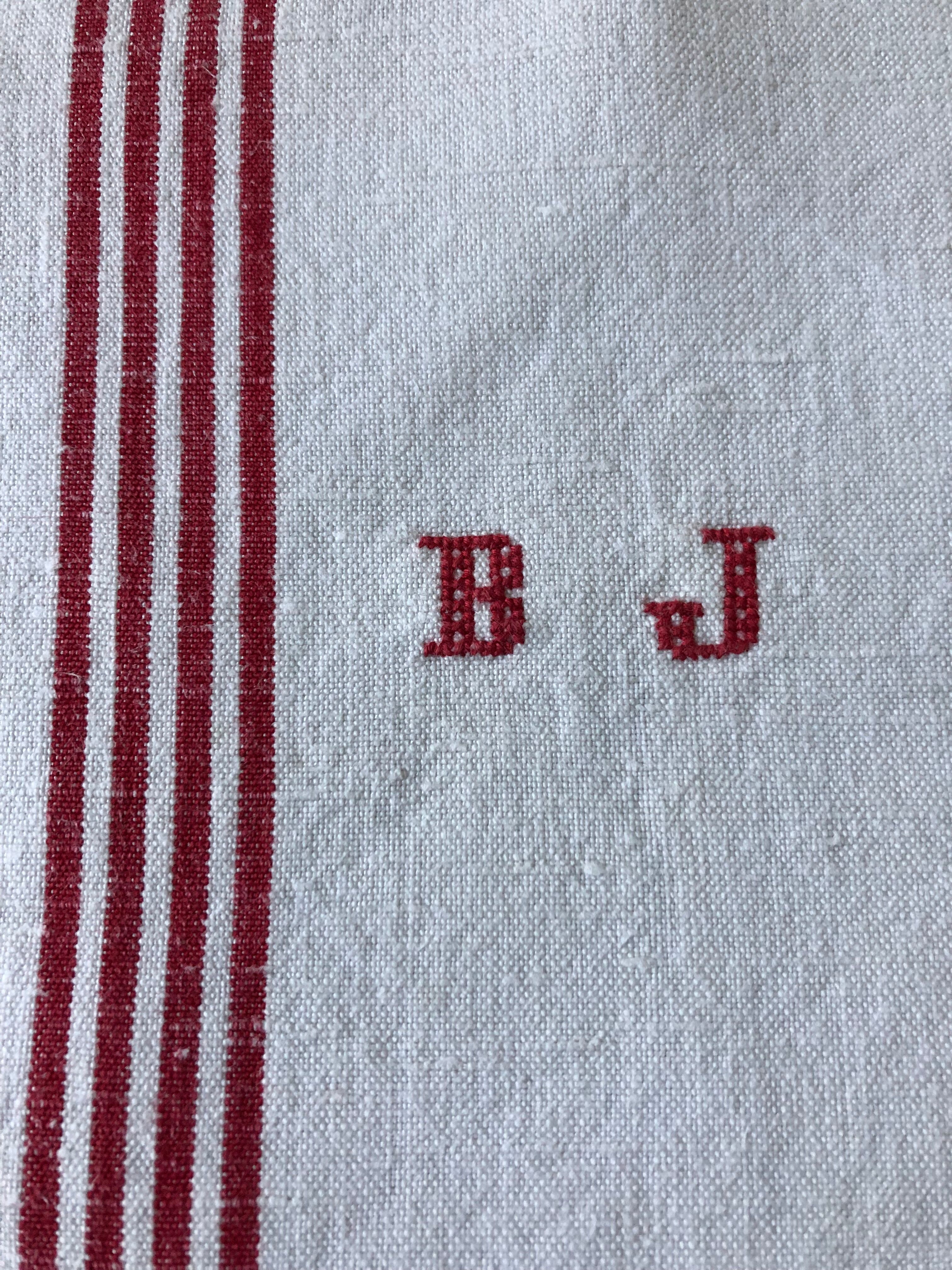 Pair of old tea towels, old linen