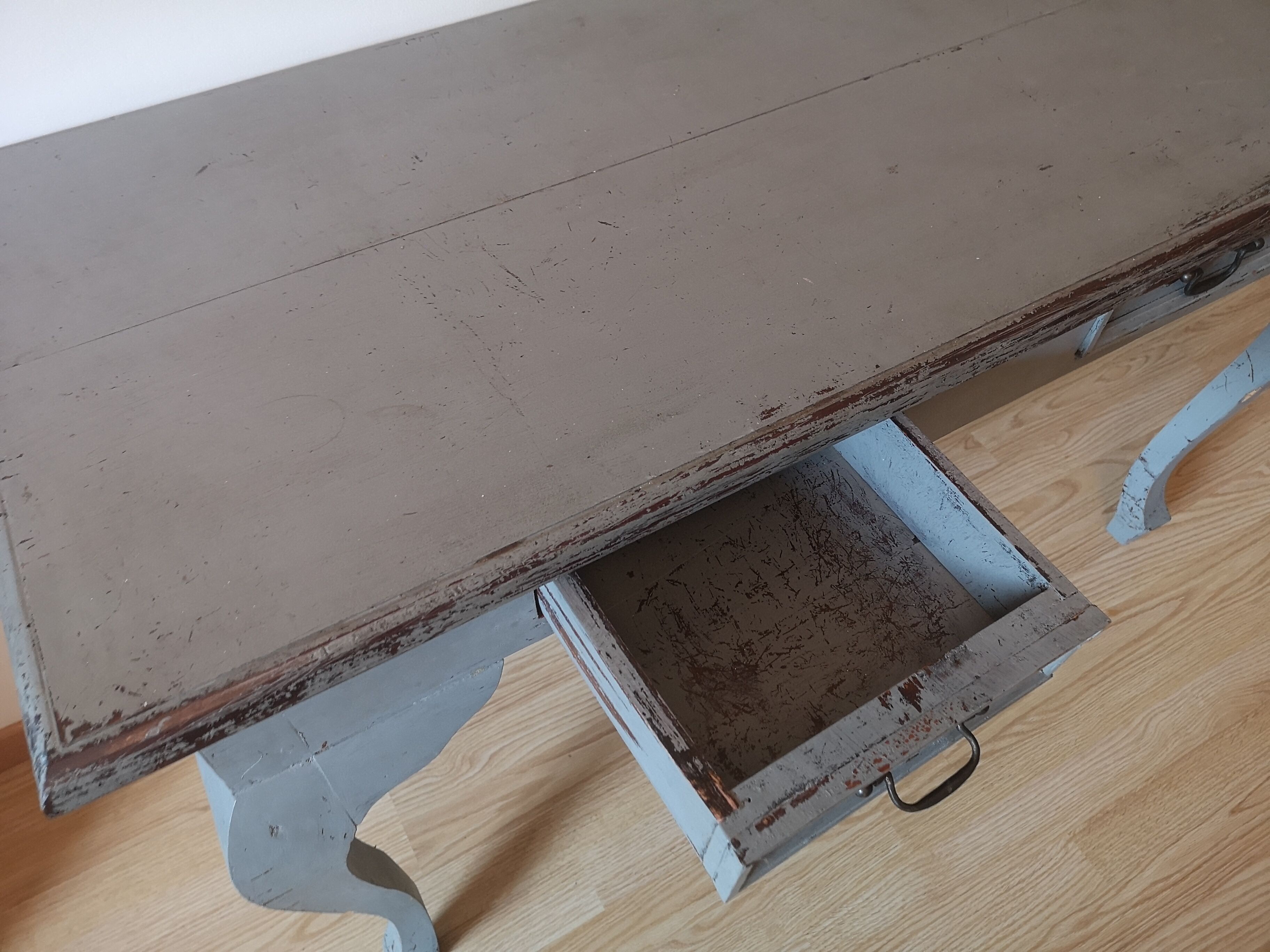Console en teck vintage grise