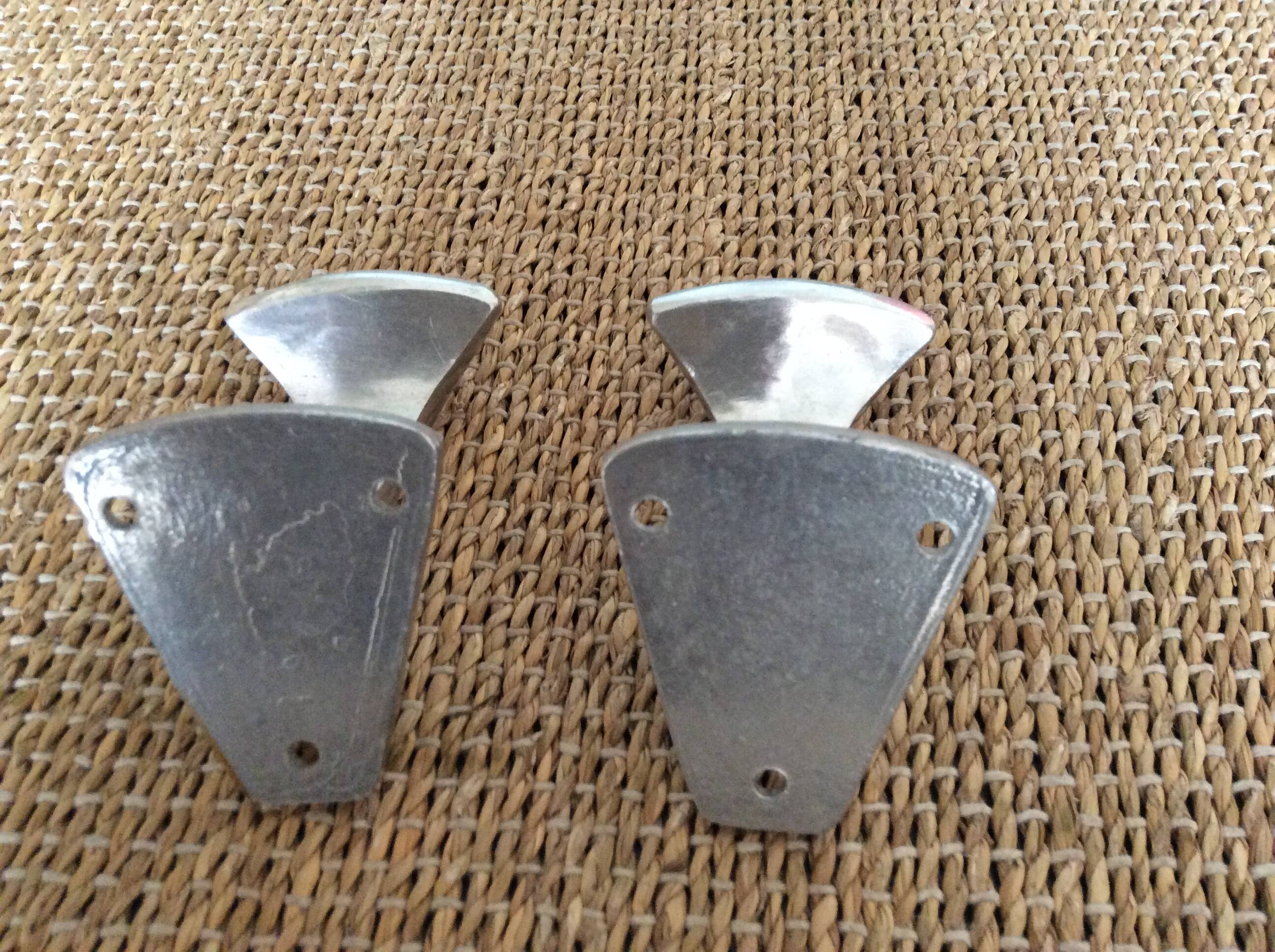 Patères en aluminium