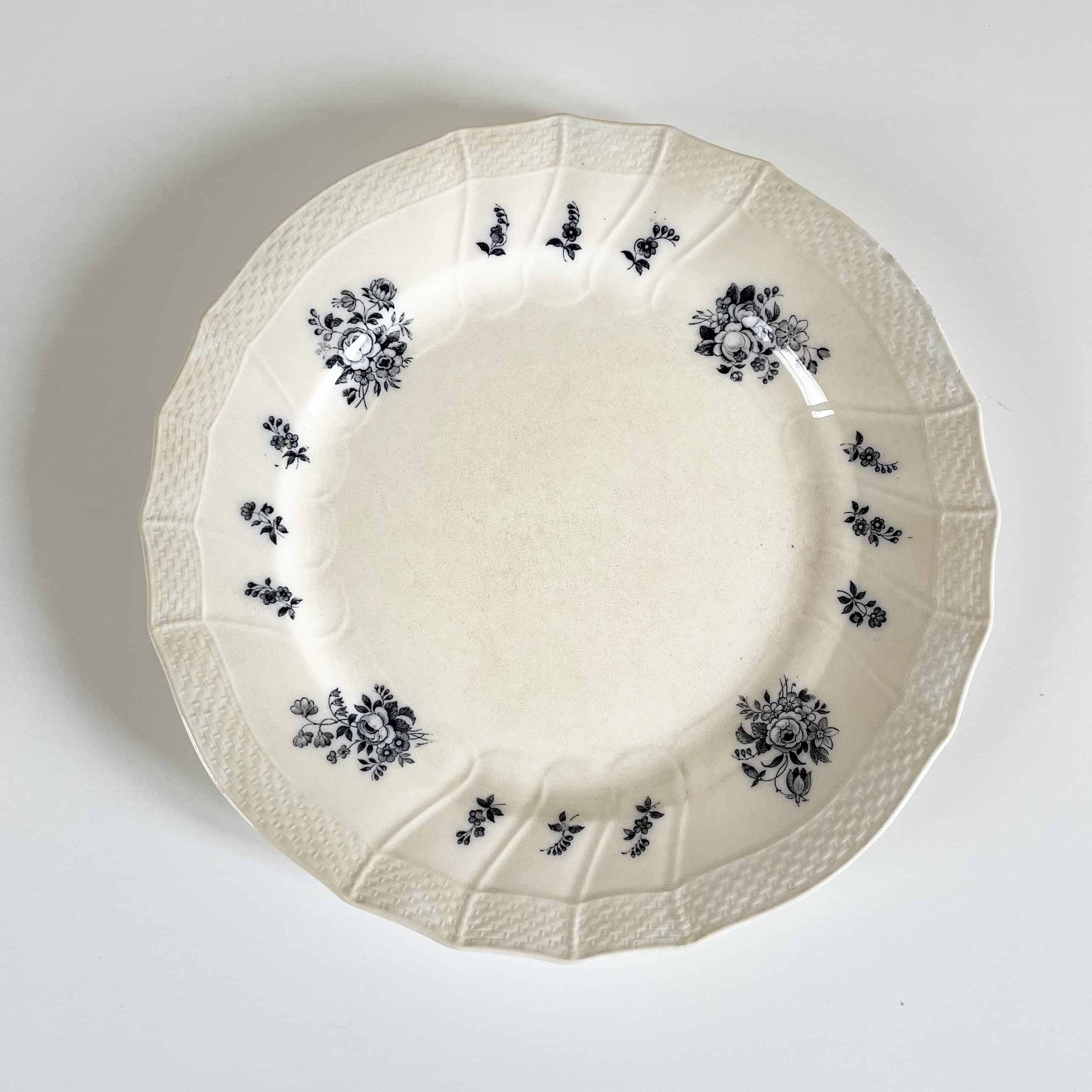 6 antique flat plates from the 19th century - Villeroy and Boch Mettlach