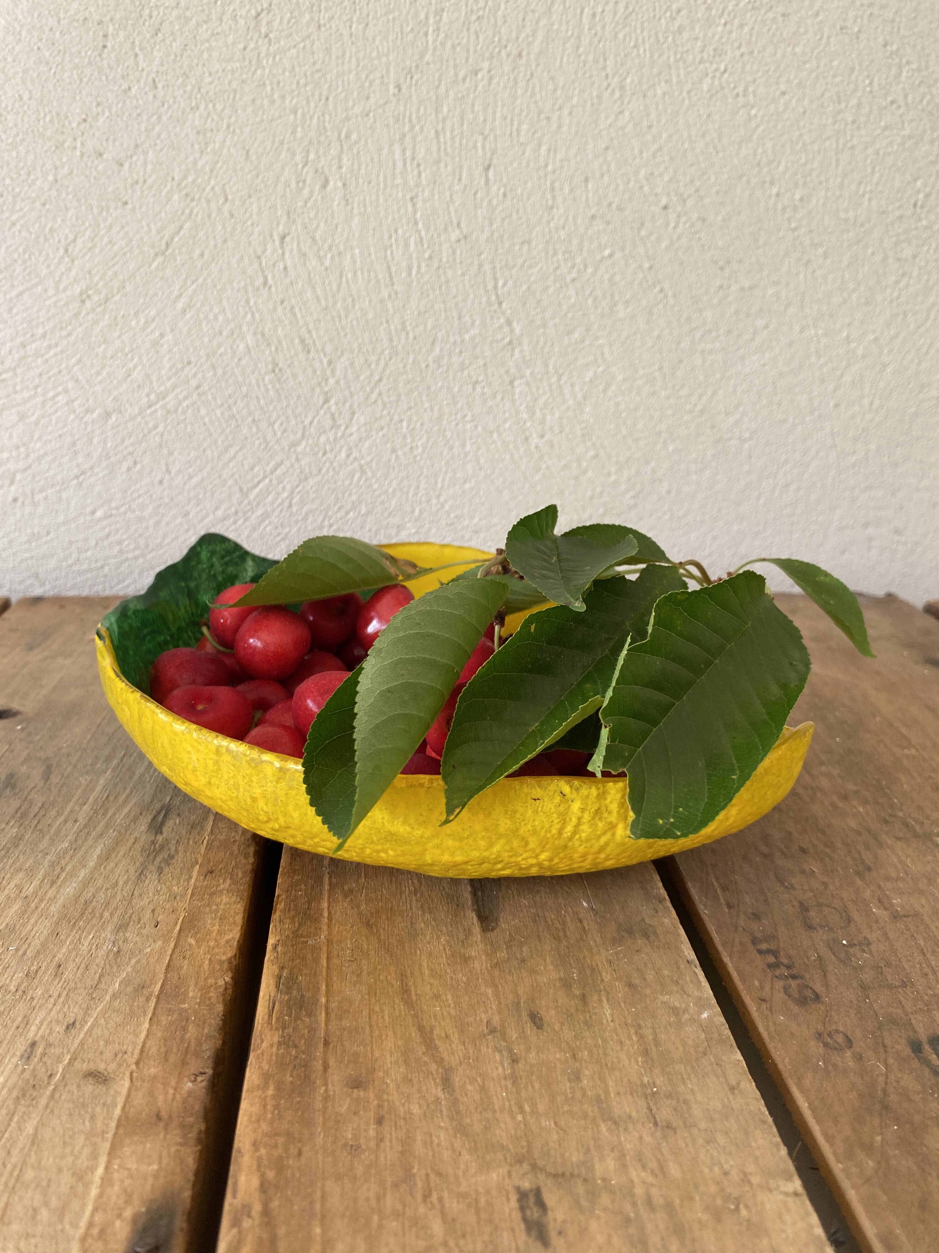 Painted glass dish “le citron”