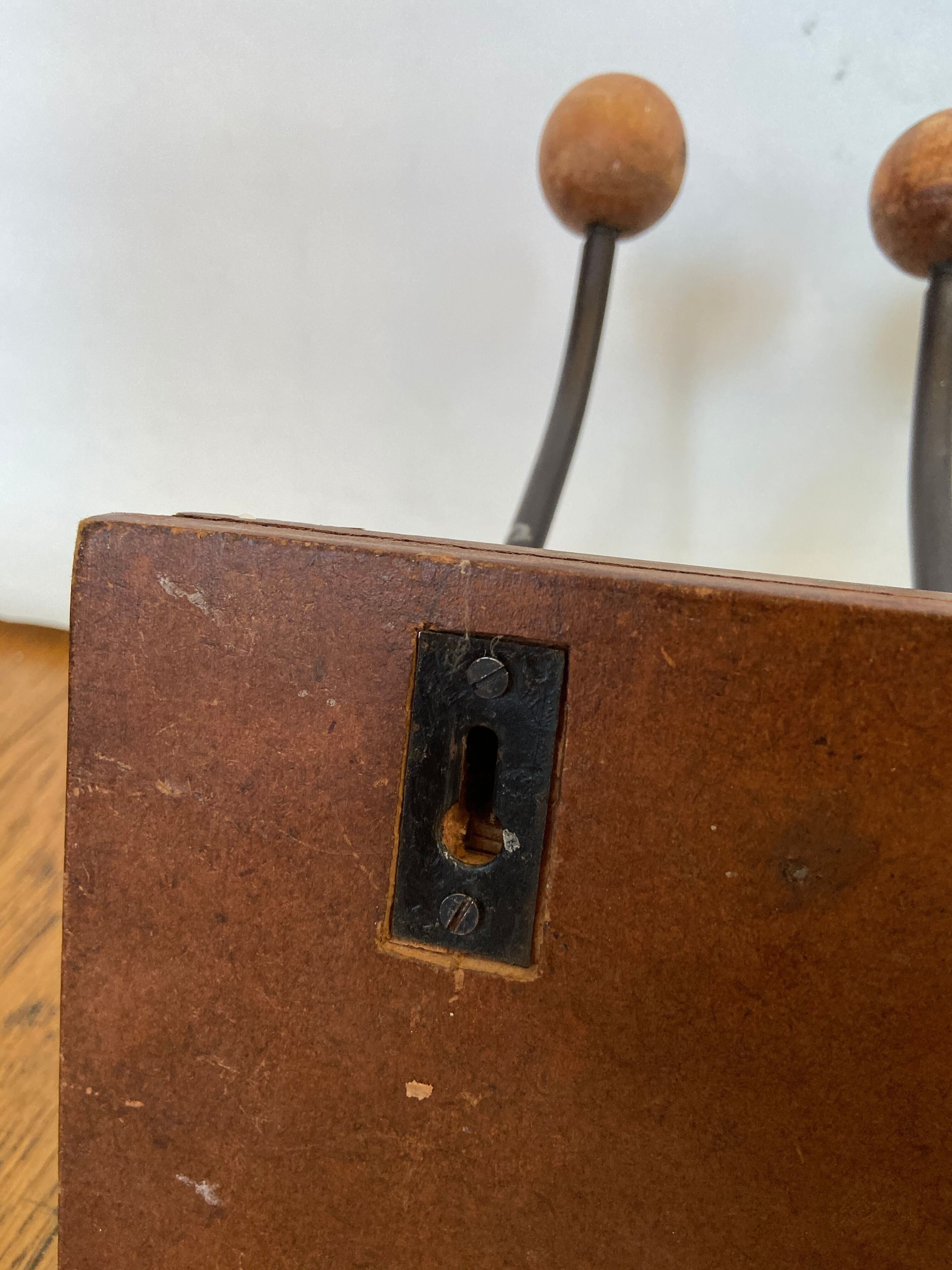 Door sliding wall coats 5 racks