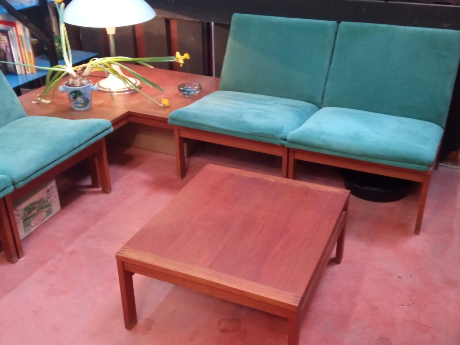 Olé Gjerlov Knudsen coffee table for France & sound