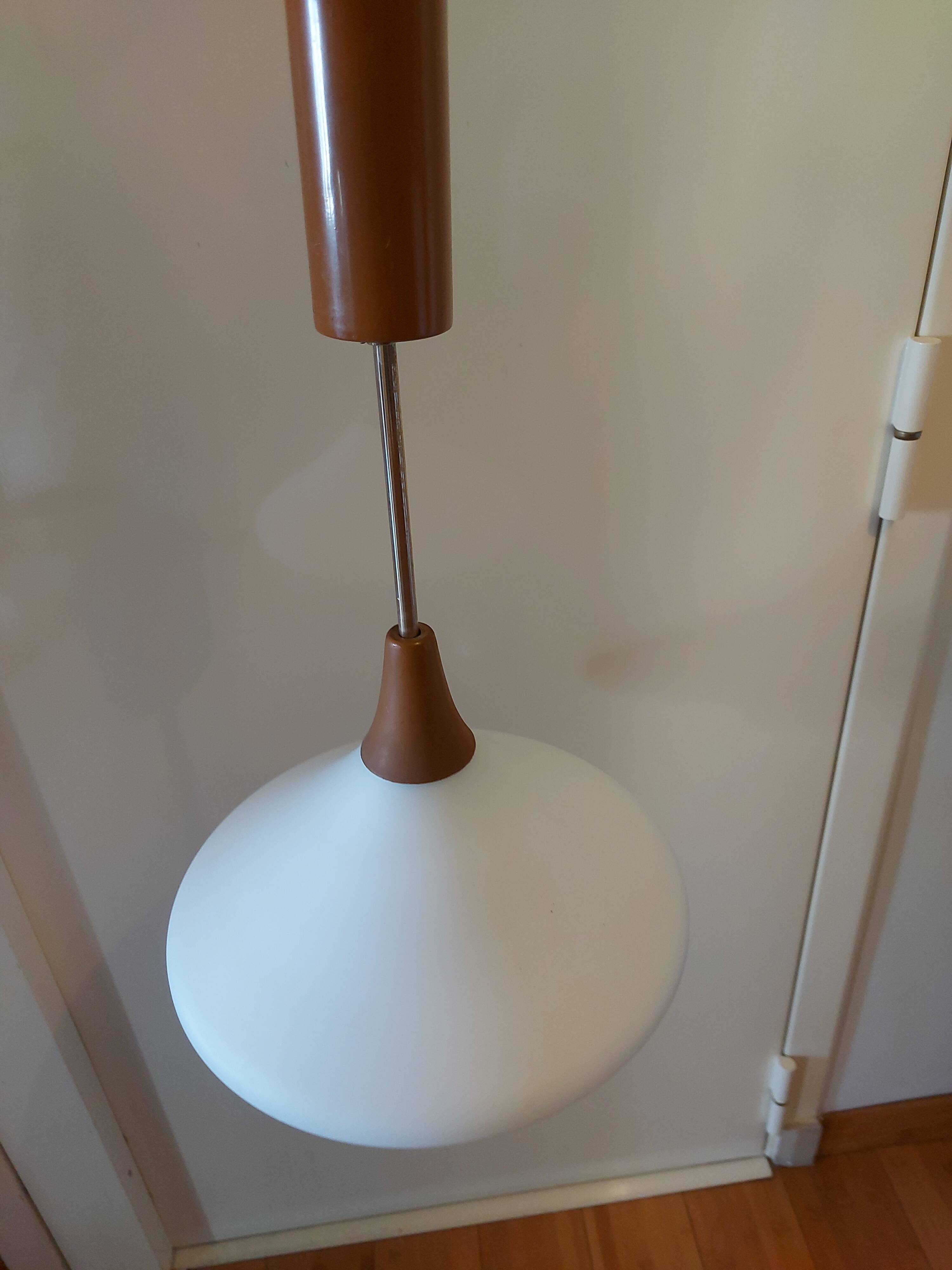 Scandinavian hanging