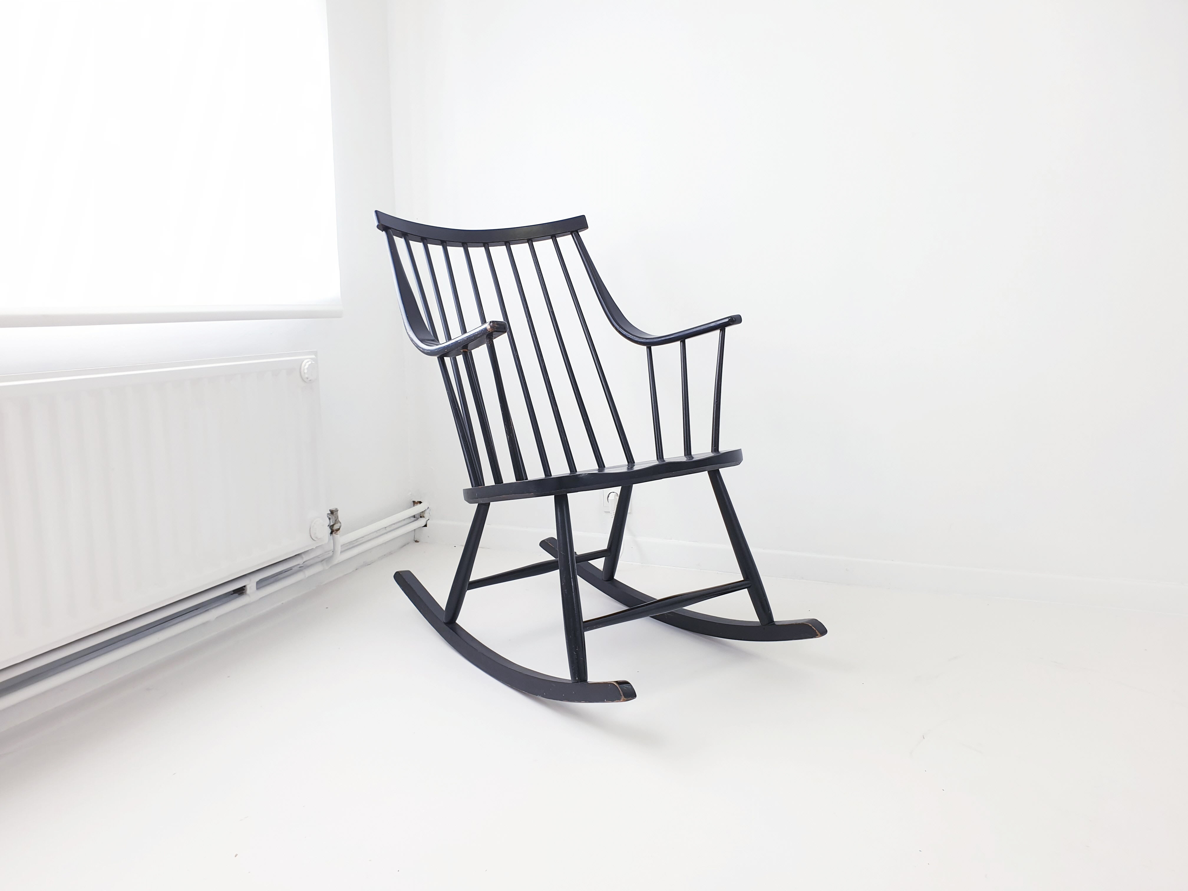 Scandinavian rocking black