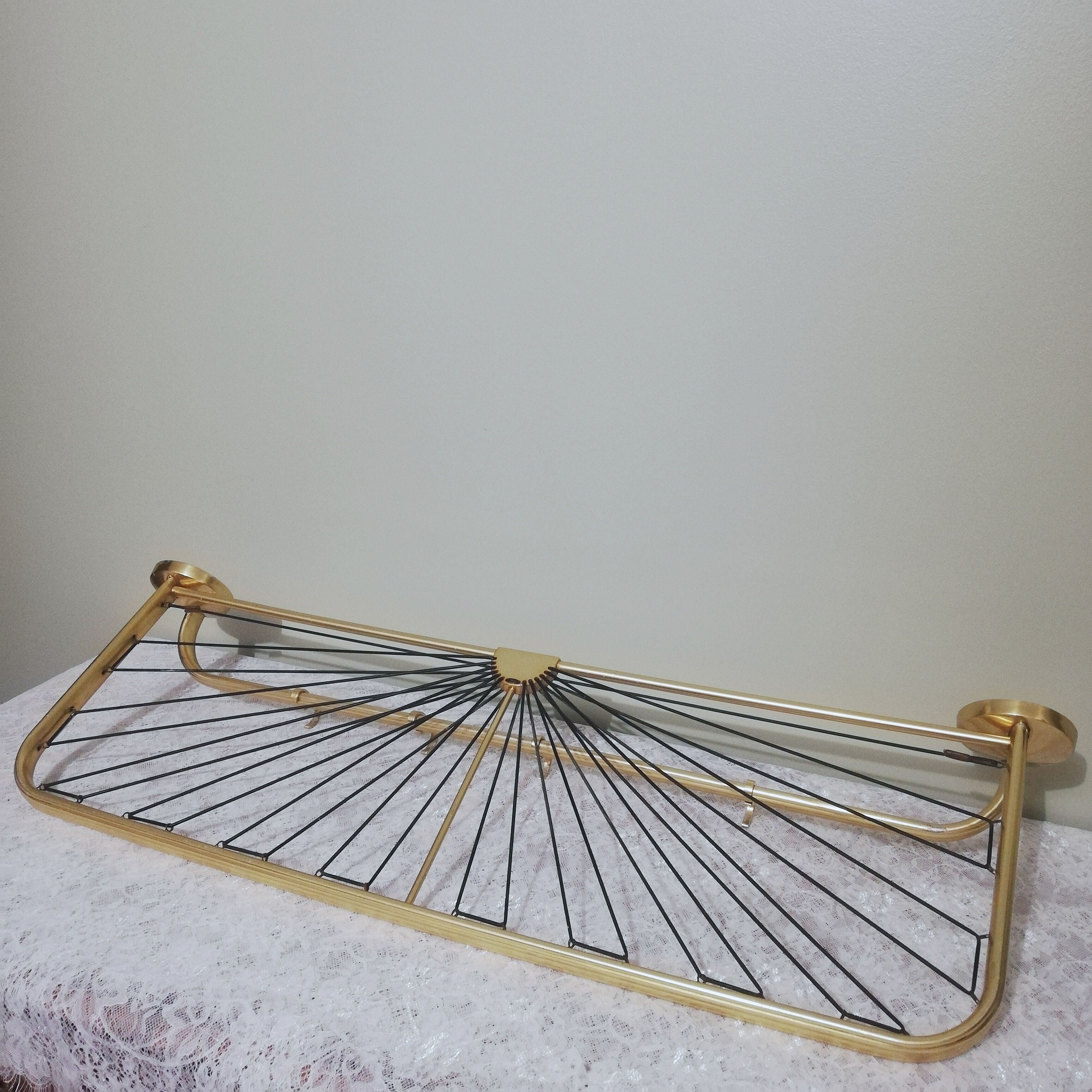 Gold aluminum and and pvc ropes wall coat rack
