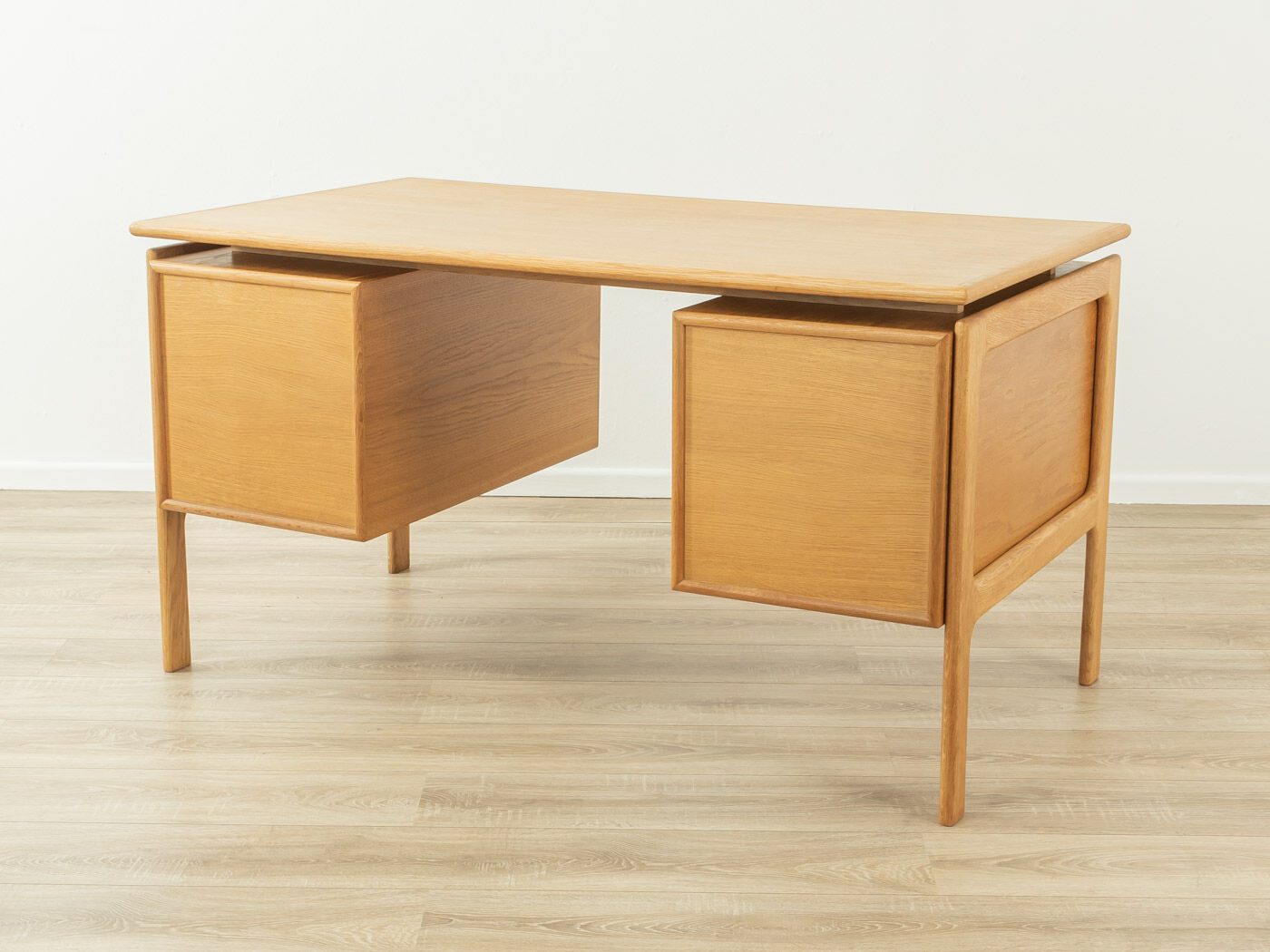 1960s desk, Arne Vodder
