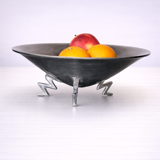 Vintage aluminium coupe/plate – zigzag base in Memphis style from the 80s.