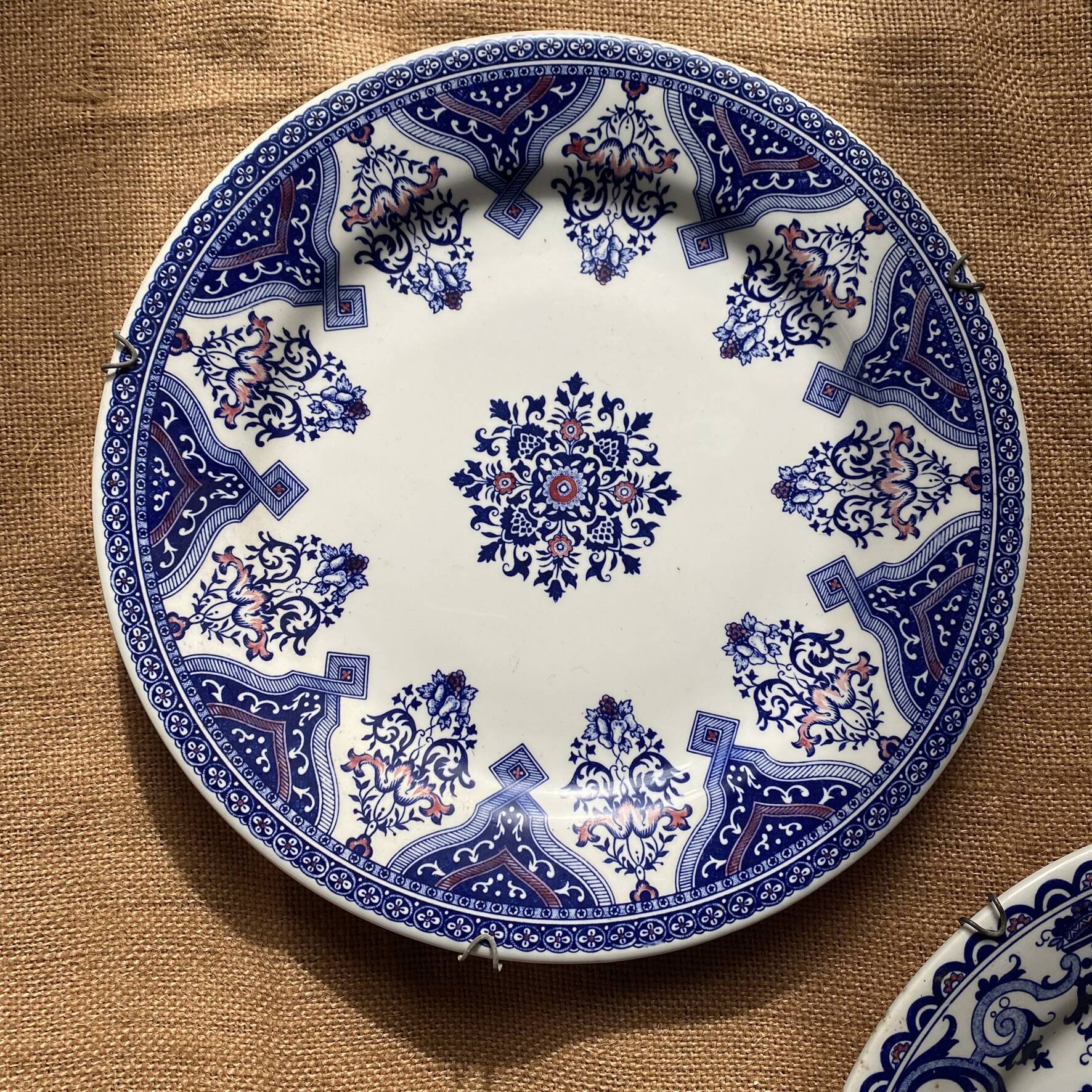 Flat plates Gien Renaissance, wall decoration