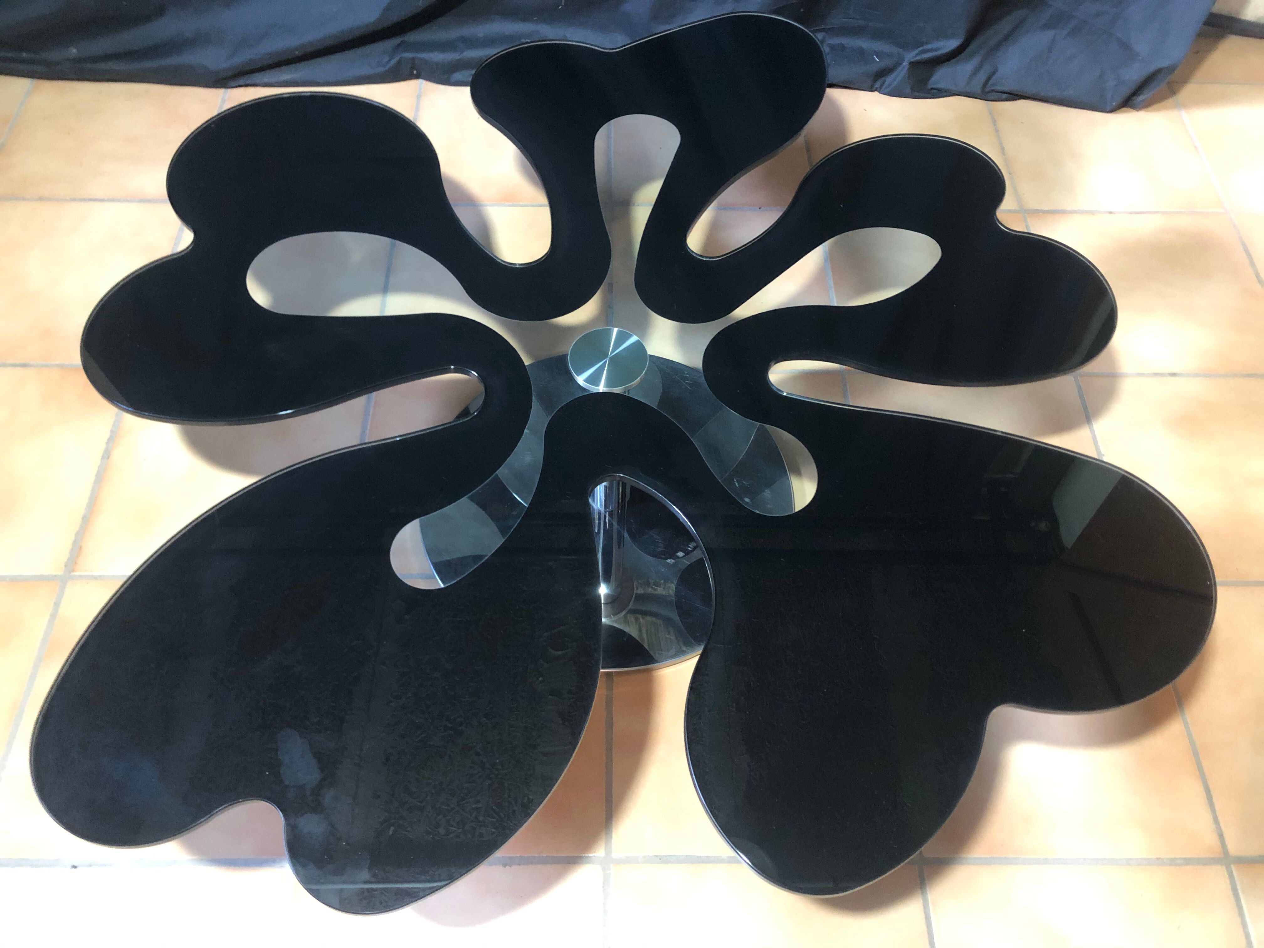 Table basse Narcisse années 70 de maurizio Cattelan italia