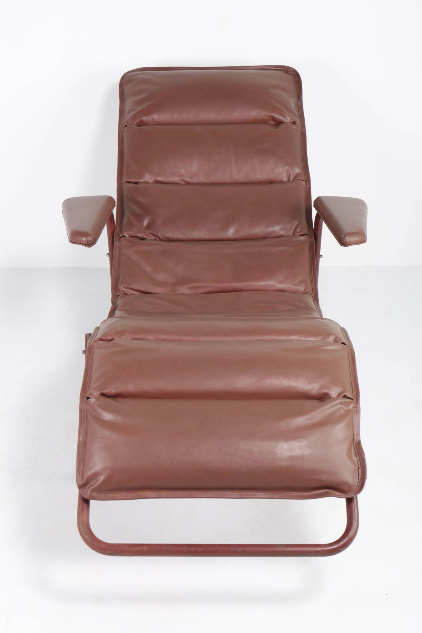 Chaise longue de Jean Lesage, édition Airborne, années 50