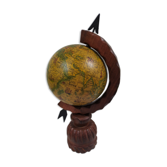 Globe earth wood paper fleche