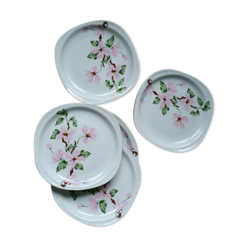 7 assiettes à dessert porcelaine fleurs roses