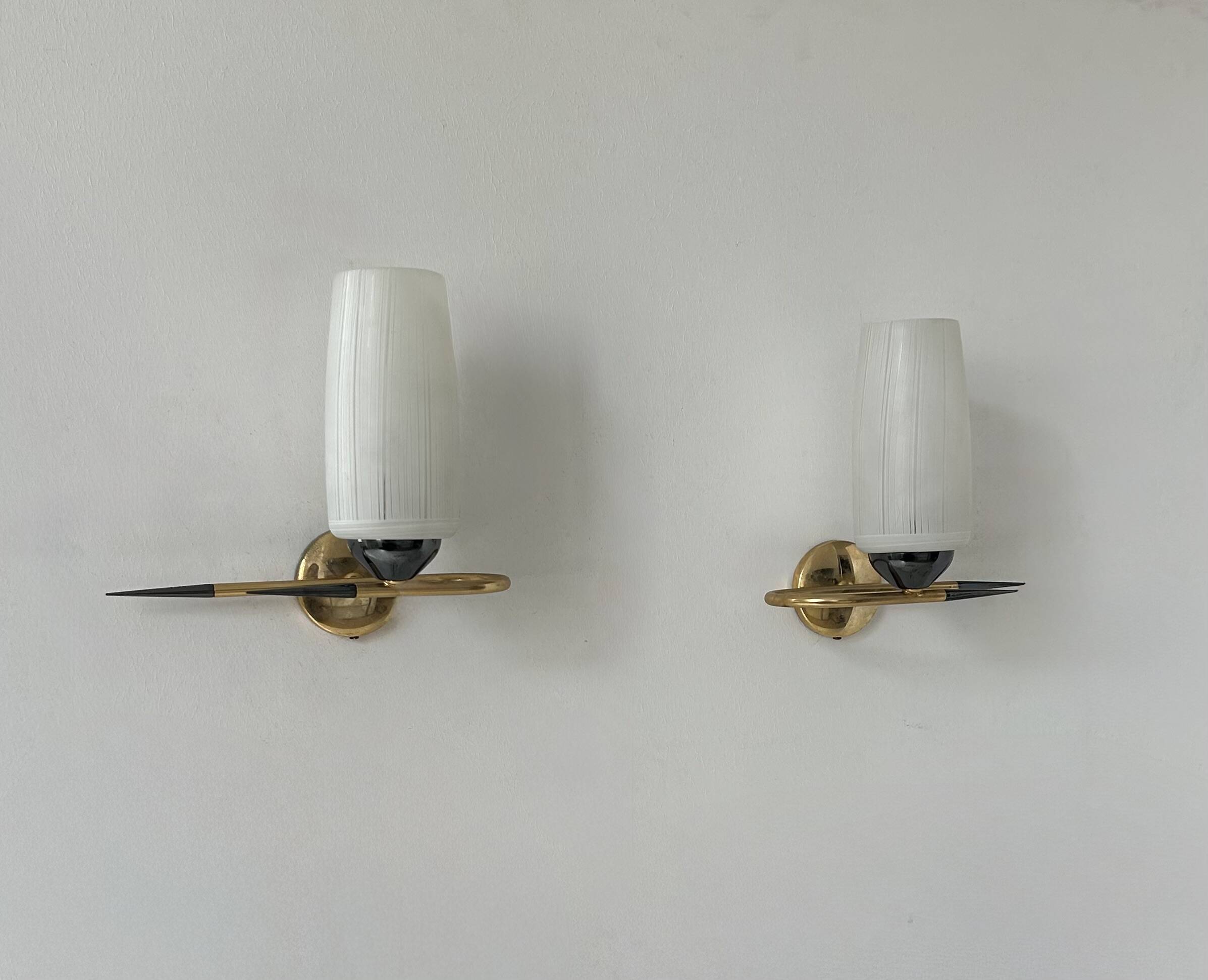 Paire d'appliques vintage laiton et verre, France, 1950