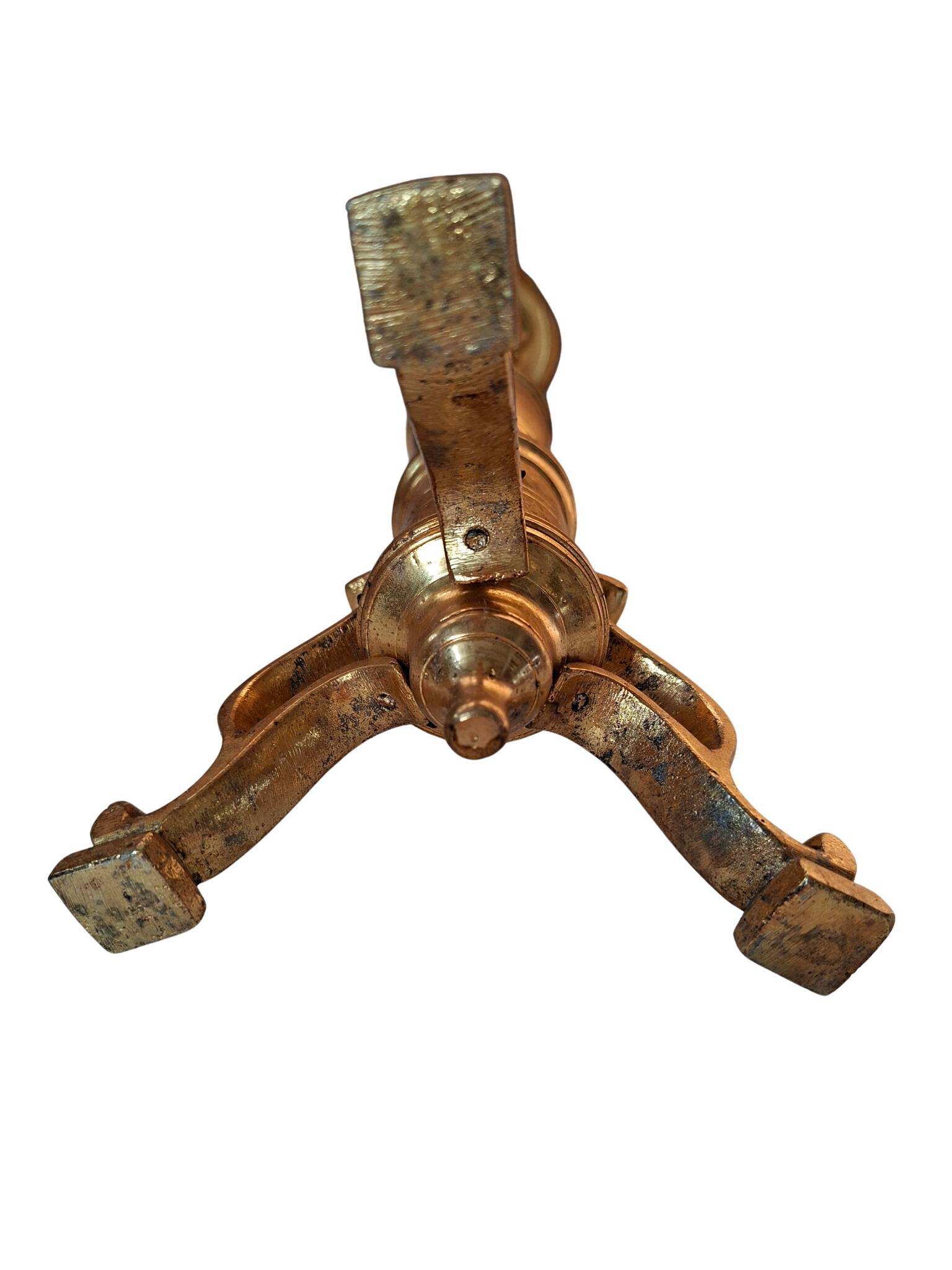 Paire de candélabres d'autel baroques