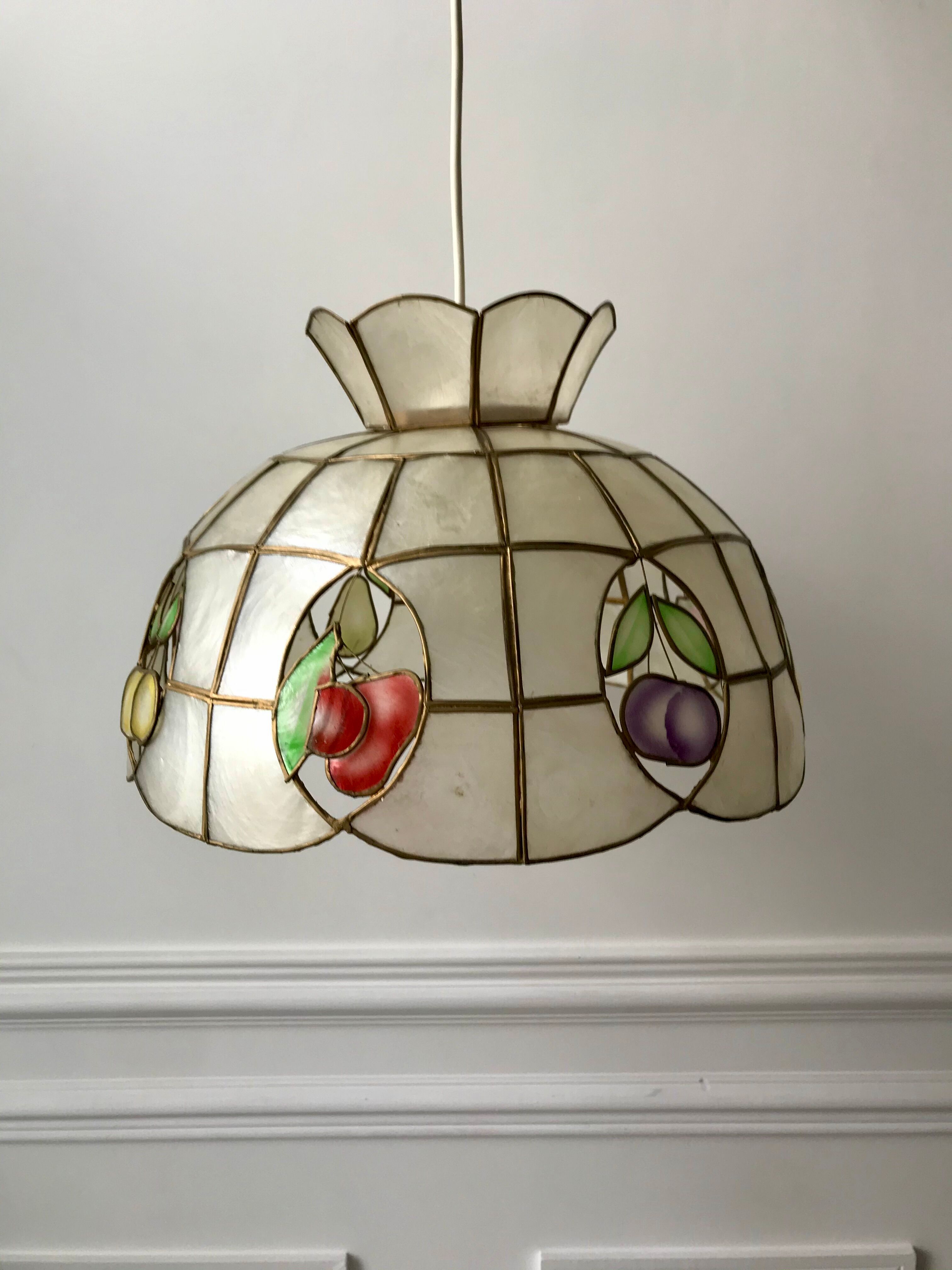 Mother-of-pearl suspension fruits 60s