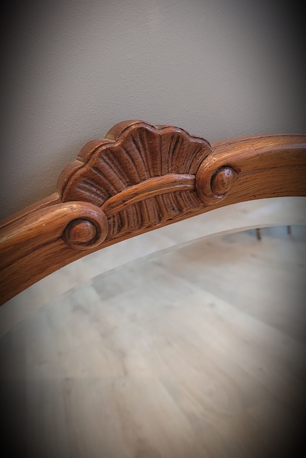 Elongated wooden mirror