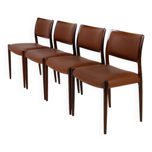 Ensemble de 4 chaises de salle