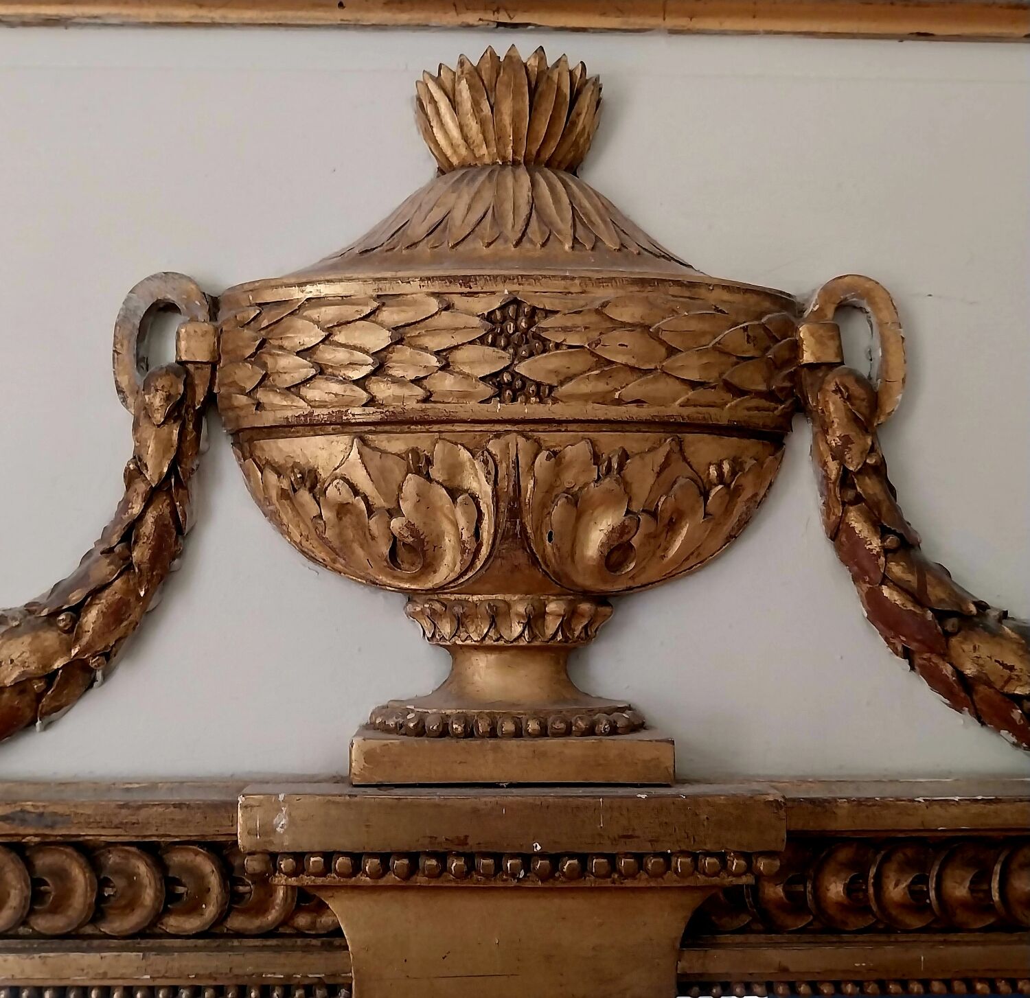 Trumeau mirror, Louis XVI style