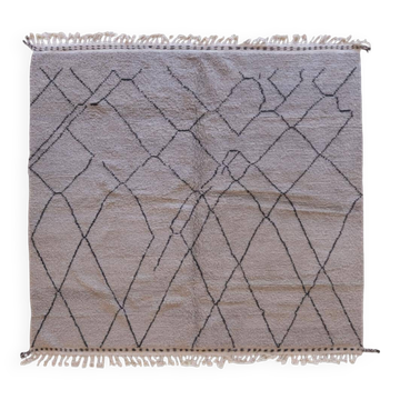 Tapis Beni Ouarain Gris et Noir - 281 x 274 cm