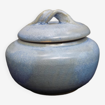 Blue ceramic box