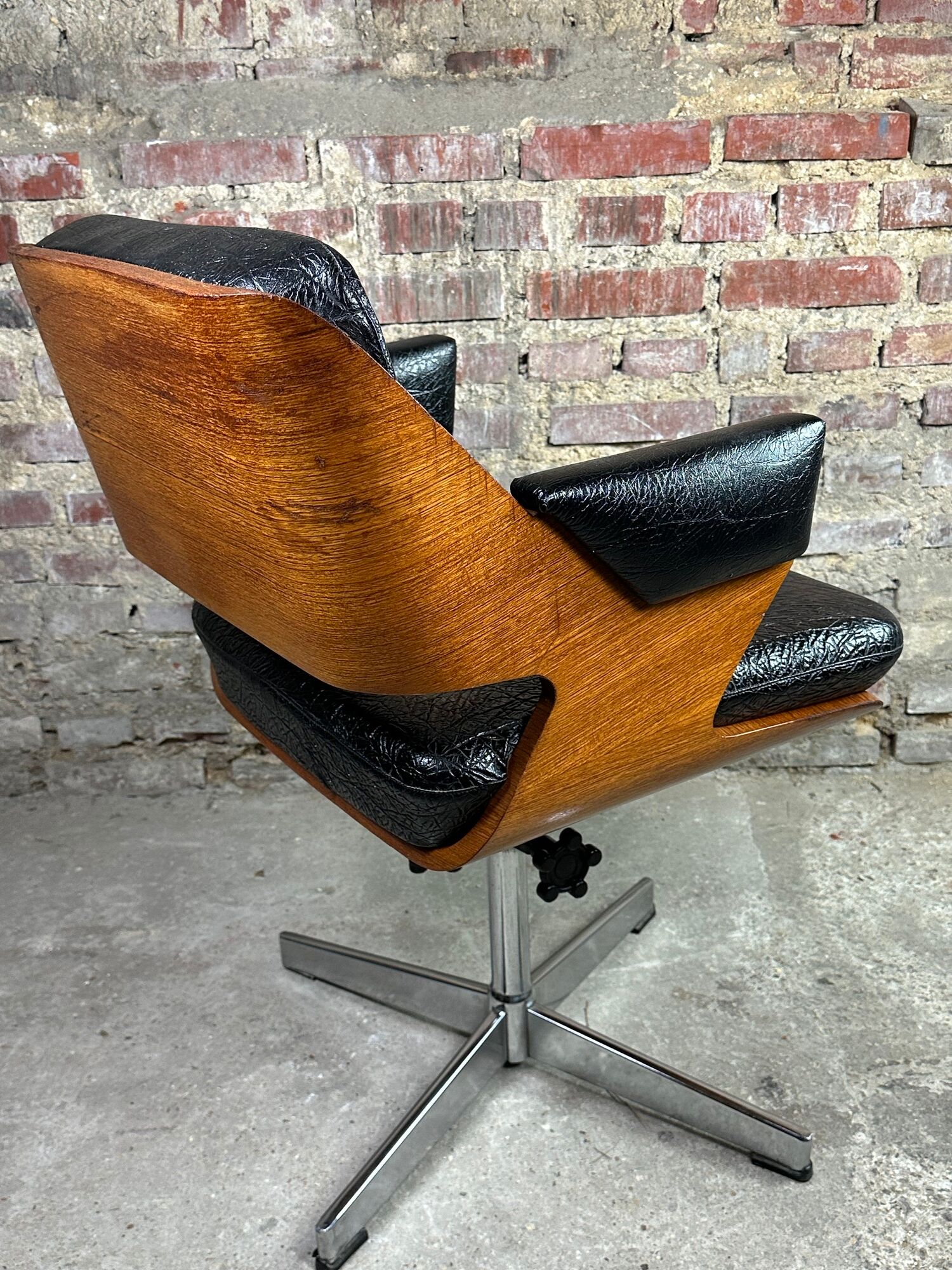 Martin Stoll vintage 1960 swivel armchair in wood and imitation