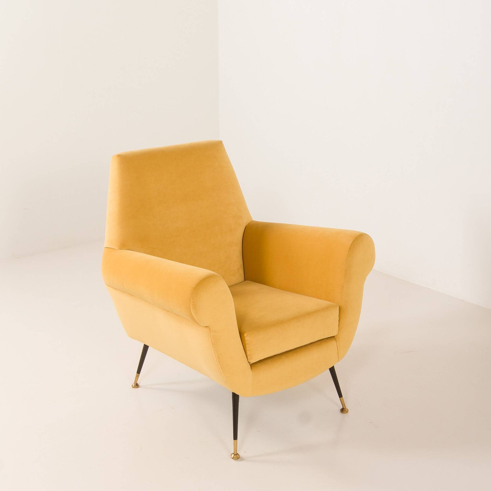 Gigi Radice mid century lounge chair for Minotti, Italy 1950s