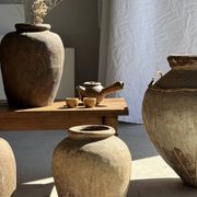 Borneo vase in brown terracotta (1) H35 D23