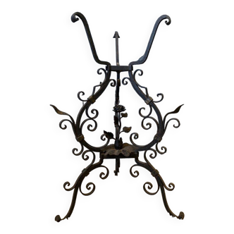 Ironwork plant holder in the style of Alessandro Mazzucotelli